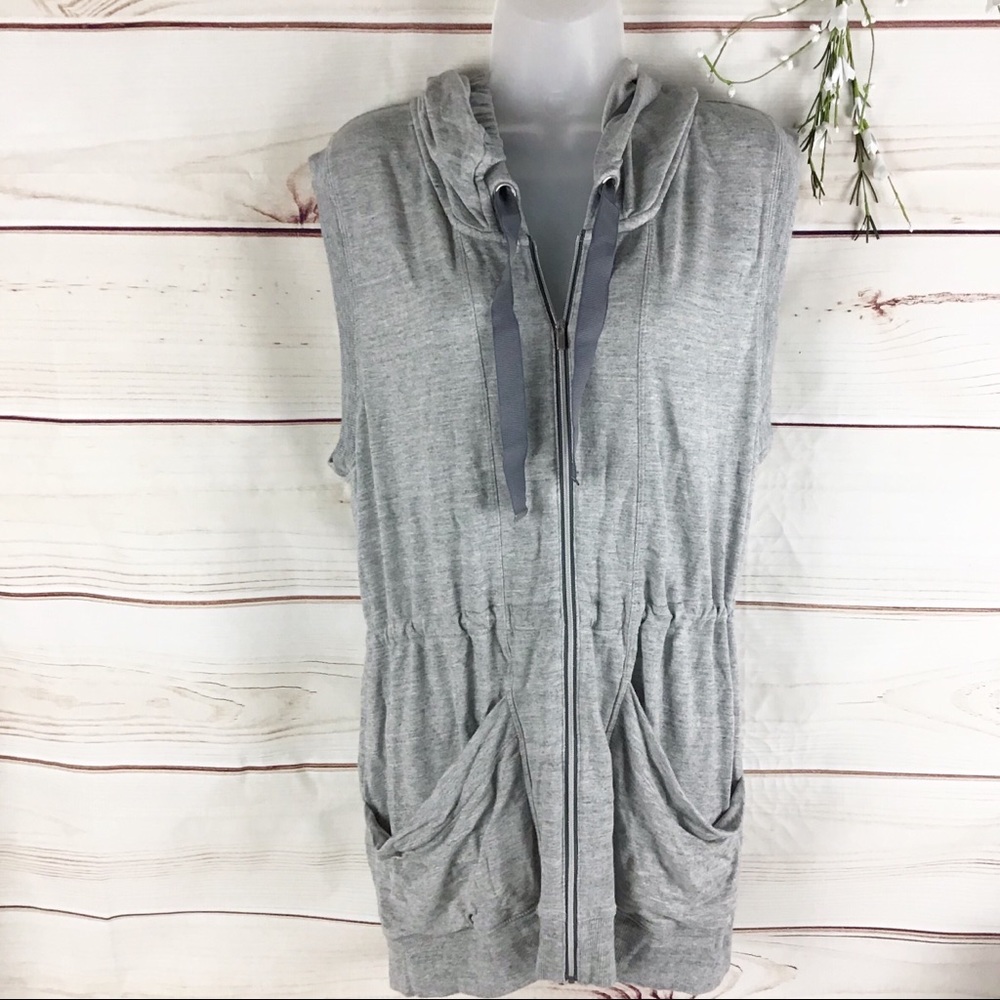 Athleta Gray Slouchy Sleeveless Hooded Jacket
